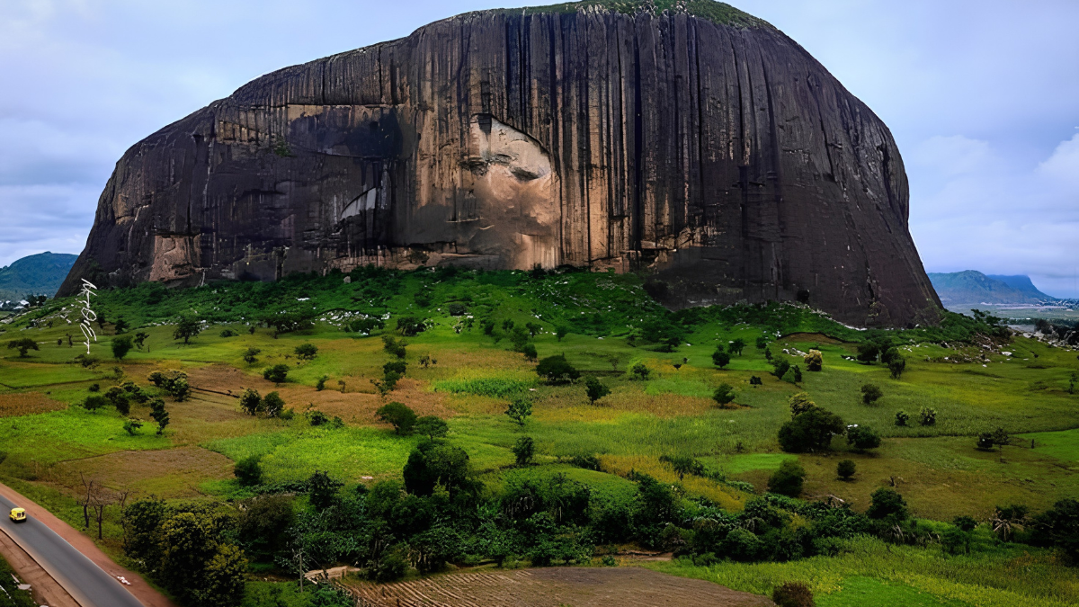 Nigerian culture and travel destinations